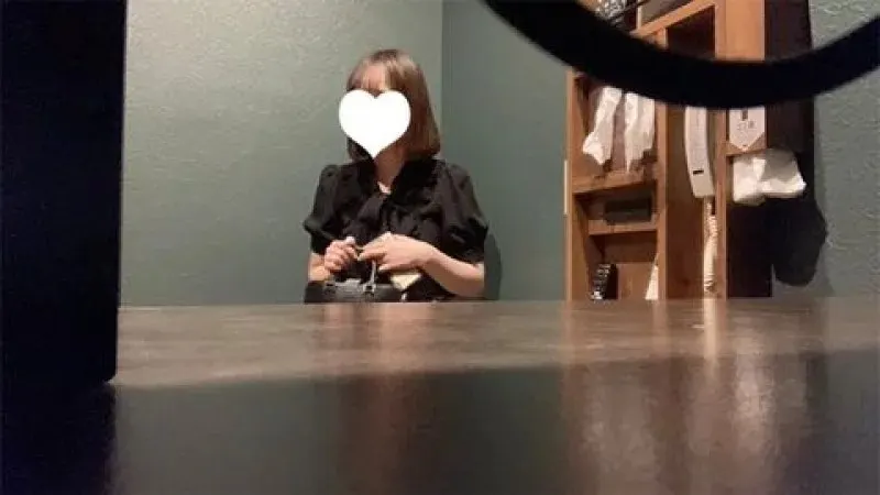 FC2-PPV-4875028 18 year old college student with big breasts sucks cock and shoots cumshot eyes at internet cafe