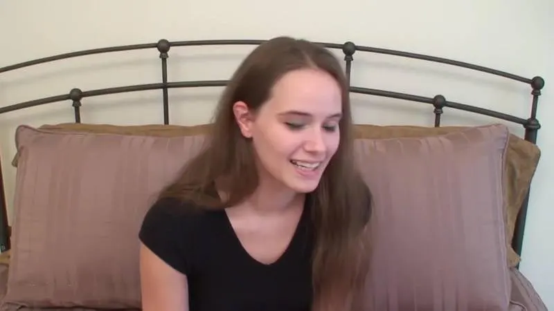 ExploitedTeens - 向剛滿 18 歲的妹妹吐露心聲
